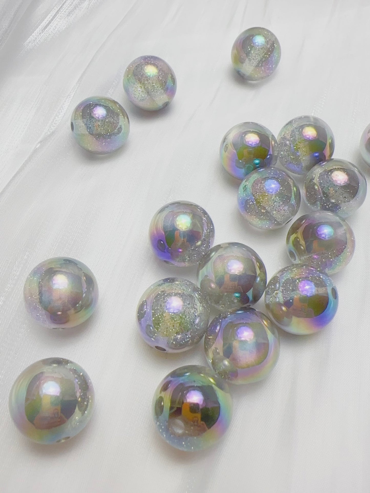 キャツアイレジンビーズ 16mm
