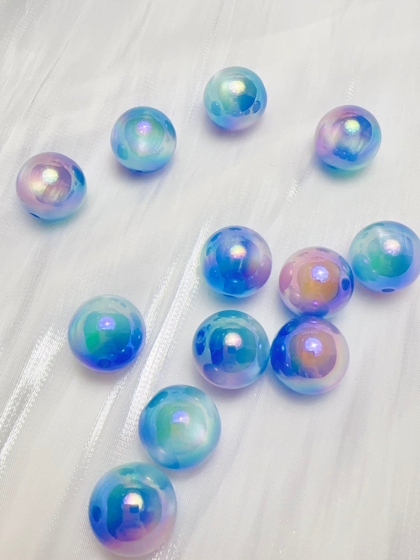 キャツアイレジンビーズ 16mm