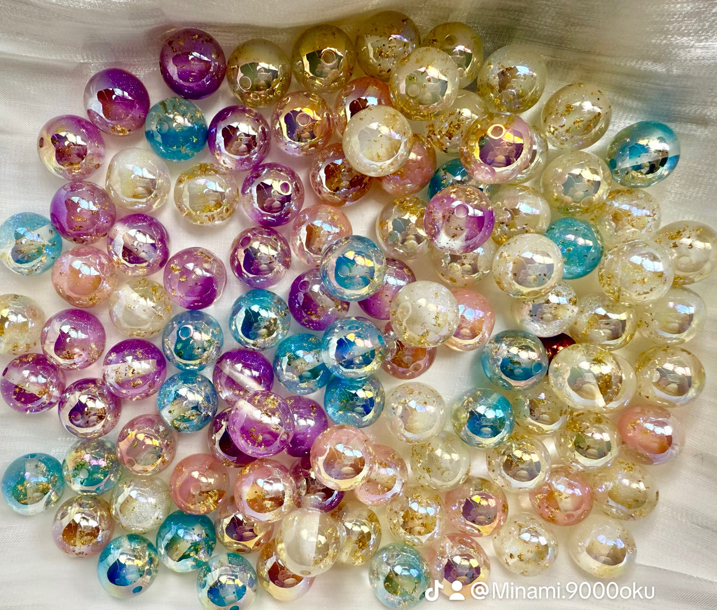 『NEW』金箔入り16mmビーズ